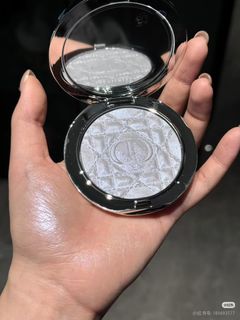 （分類：）位於 。 由 fonghiu69 提交（商品編號 1464916170，圖片 1）。簡介： 。