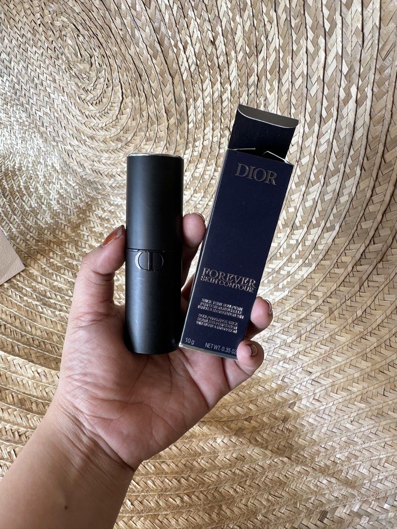 Dior Forever Skin Contour 03 Medium (Category: Makeup) located in Manila. Submitted by msjanica (Listing ID 1464827222, Image 2). Description: - brandnew in box | authentic - paperbag not included. - shade 03 medium (contour for medium to deep skin) 📍Location: Pandacan, Manila. - can ship nationwide via j&t (shipping fee to be shoulder by the buyer).
