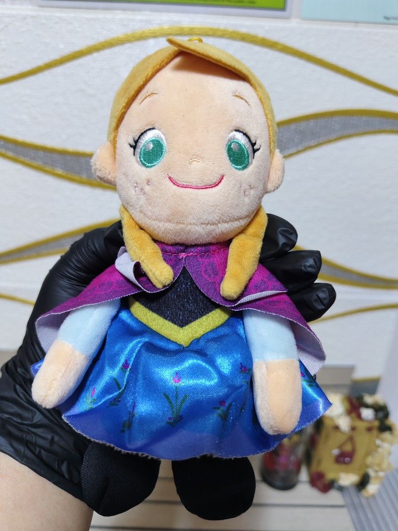 Disney Frozen Anna washable beans collection (Category: Plushies & Soft Toys) located in Baguio. Submitted by syakniseph1105 (Listing ID 1464778621, Image 1). Description: Frozen Ana Disney Beans collection likenew.