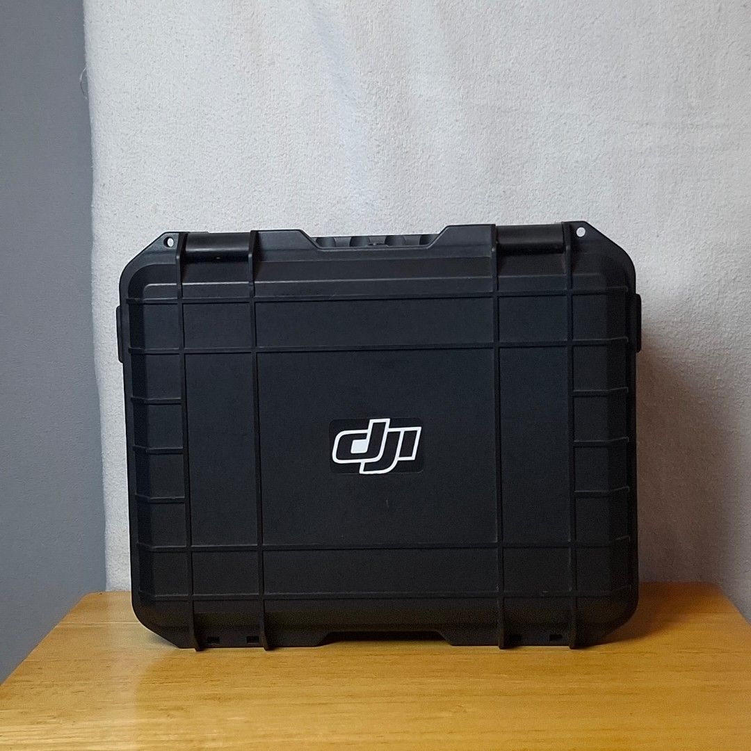 DJI Mini 3 / 3Pro Hard Storage Case (Category: Cases & Sleeves) located in Baguio. Submitted by kathuu27 (Listing ID 1464902122, Image 1). Description: DJI Mini 3 / 3Pro Hard Storage Case 33x27x11.5cm Minimal sign of usage Baguio City Based (open for dropping/meet-up) Outside Baguio - Payment First Shipping +SF Courier: Jnt.