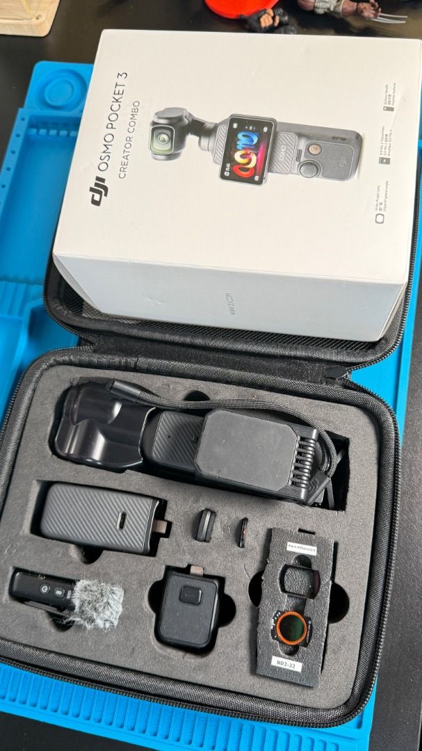 DJI Osmo Pocket 3 Creator Combo, Complete Set + MANY EXTRAS! (Category: Cameras) located in Las Pinas. Submitted by casualsellerpo (Listing ID 1464900654, Image 2). Description: ✅ Lady used DJI Osmo Pocket 3 Creator Combo, complete with original box! Works perfectly. Ready to shoot the day you get it. WHAT YOU GET: - Osmo Pocket 3 (1-inch sensor, 4K/120fps, rotating touchscreen) - Battery handle - Wide-angle lens - DJI Mic 2 with windscreen - Wri