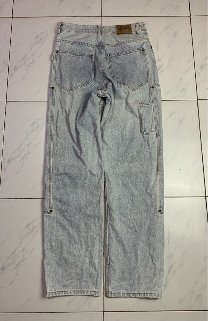 Dknee carpenter pants (Category: Jeans) located in Davao. Submitted by frnzy05 (Listing ID 1464831150, Image 2). Description: Dknee carpenter pants Size - XS Waist - 27 to 28 Thigh - Length - 43 Leg Opening - 7.5 Issues - none Condition - Very good 349 + sf.