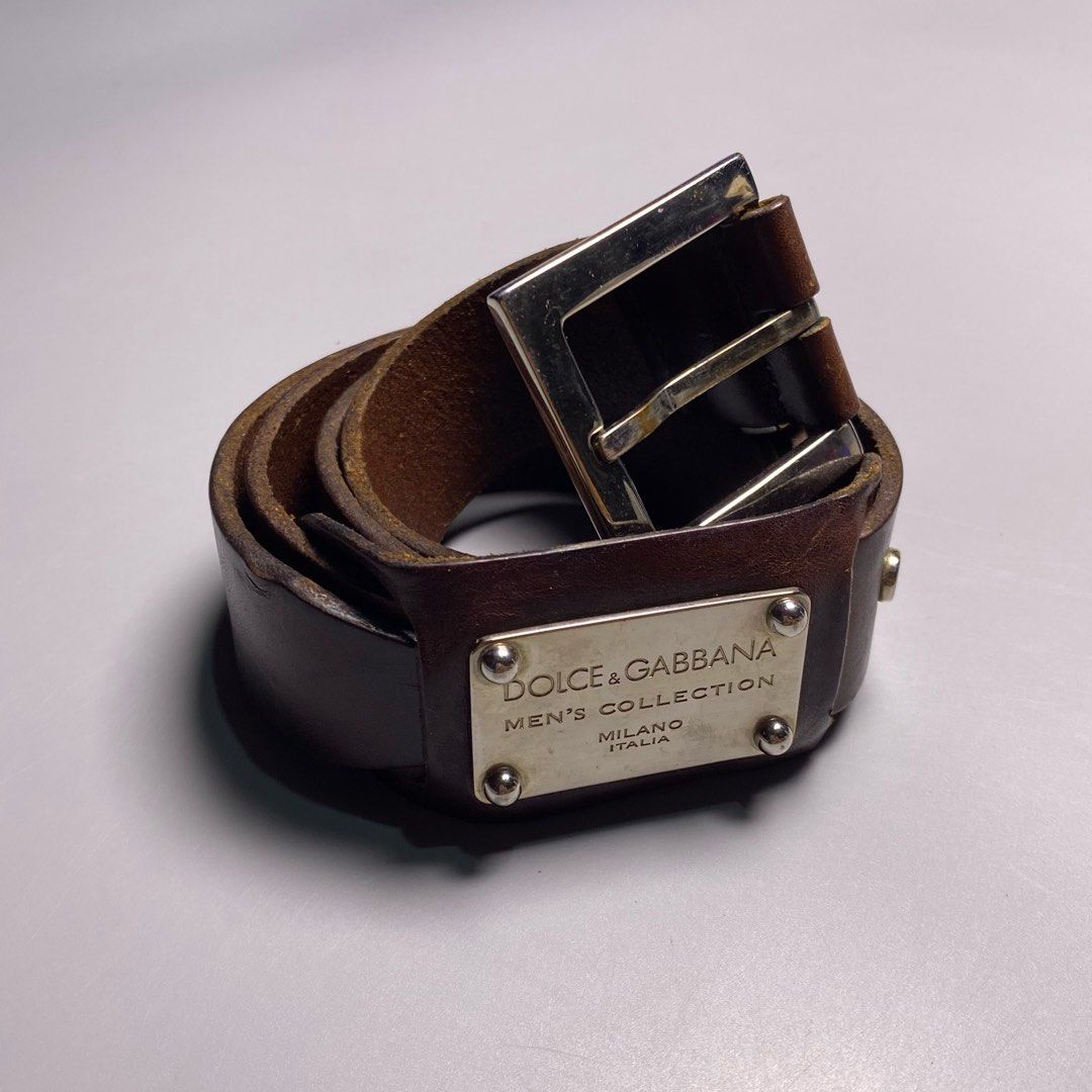 Dolce & Gabbana Leather Belt (Category: Luxury Accessories) located in Bacolod City. Submitted by quiarakazelxx (Listing ID 1464779885, Image 1). Description: Length: 39.5 Waist: 31-36 Flaws: Sign of used Pm to purchase📩.