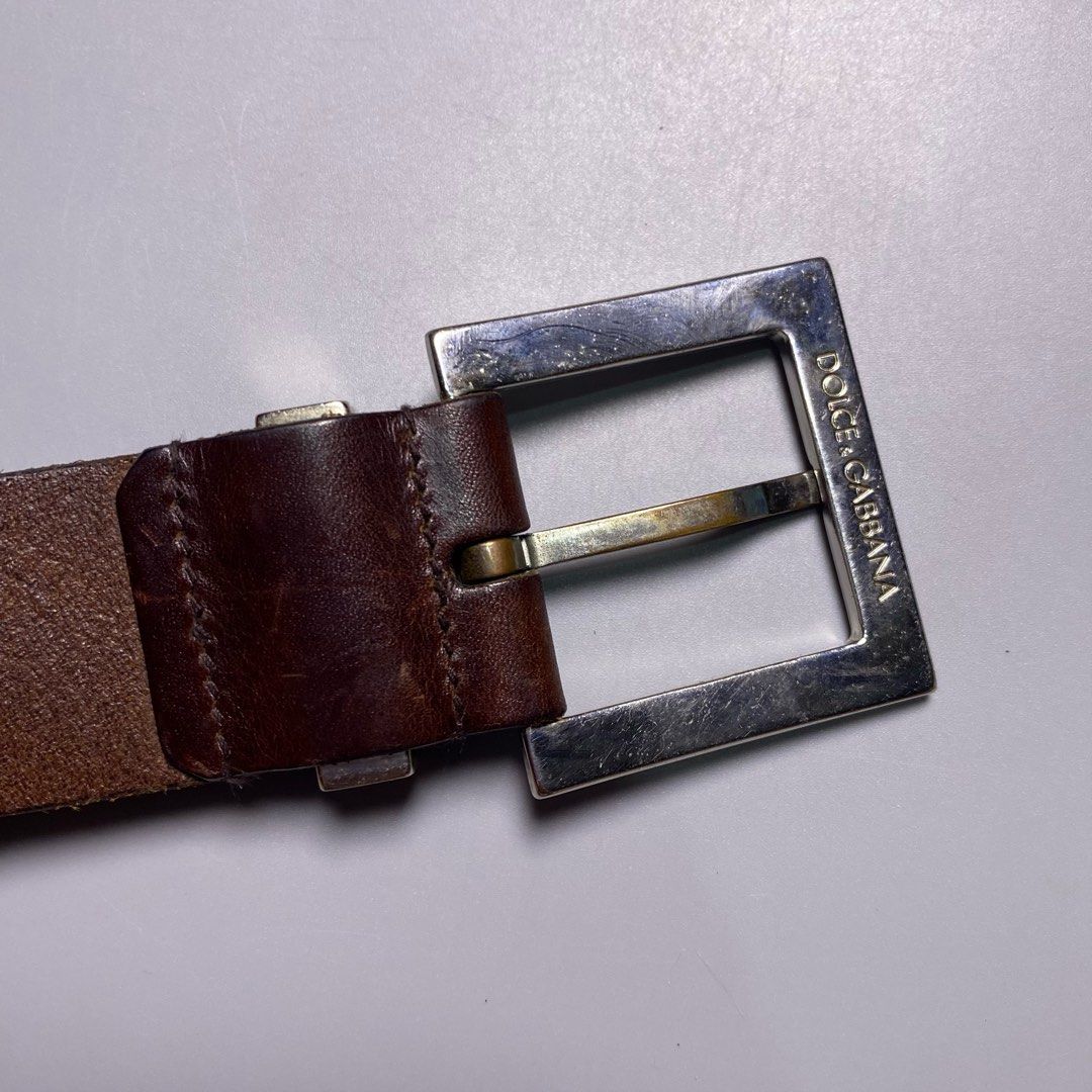 Dolce & Gabbana Leather Belt (Category: Luxury Accessories) located in Bacolod City. Submitted by quiarakazelxx (Listing ID 1464779885, Image 3). Description: Length: 39.5 Waist: 31-36 Flaws: Sign of used Pm to purchase📩.
