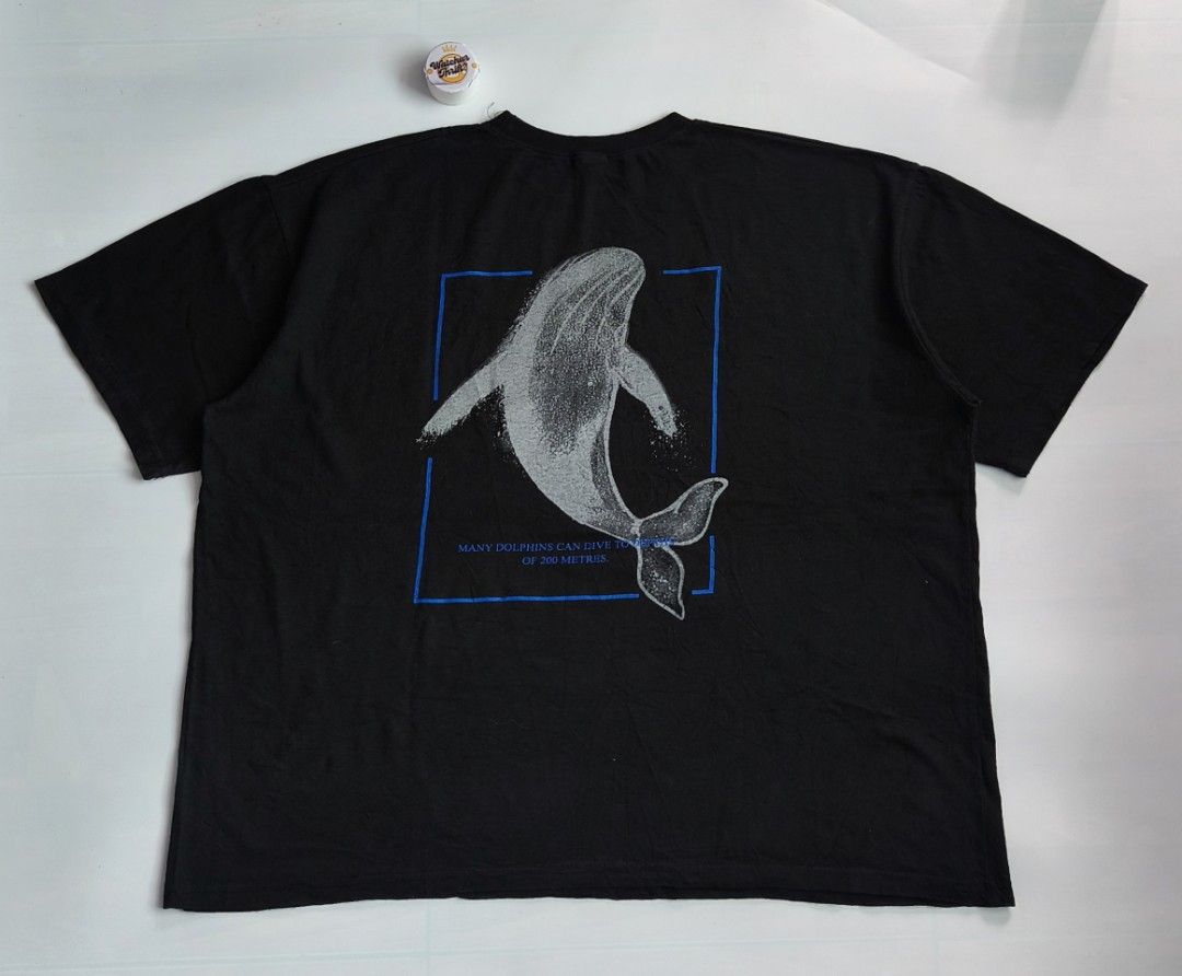 Dolphin Graphic Shirt (Category: Tshirts & Polo Shirts ) located in Manapla. Submitted by gentleturtle_3dc683 (Listing ID 1464935273, Image 1). Description: Dolphin Graphic Shirt 💵 ₱39 from 90 📏 Size: 2XL (25 ½ x 26) 🎨 Color Rate: 9.5/10 or better ✨ Condition: Great Pre-loved thrifted item. 💬 Message us for inquiries!.
