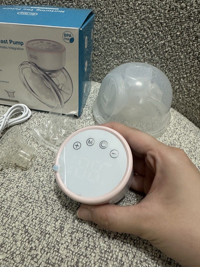 Dr. isla breastpump (Category: Breastfeeding & Bottle Feeding) located in Quezon City. Submitted by shopnenita (Listing ID 1464872066, Image 2). Description: .