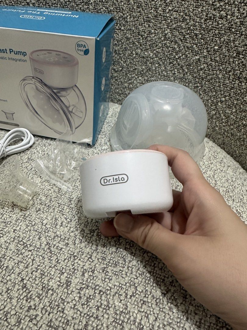 Dr. isla breastpump (Category: Breastfeeding & Bottle Feeding) located in Quezon City. Submitted by shopnenita (Listing ID 1464872066, Image 3). Description: .