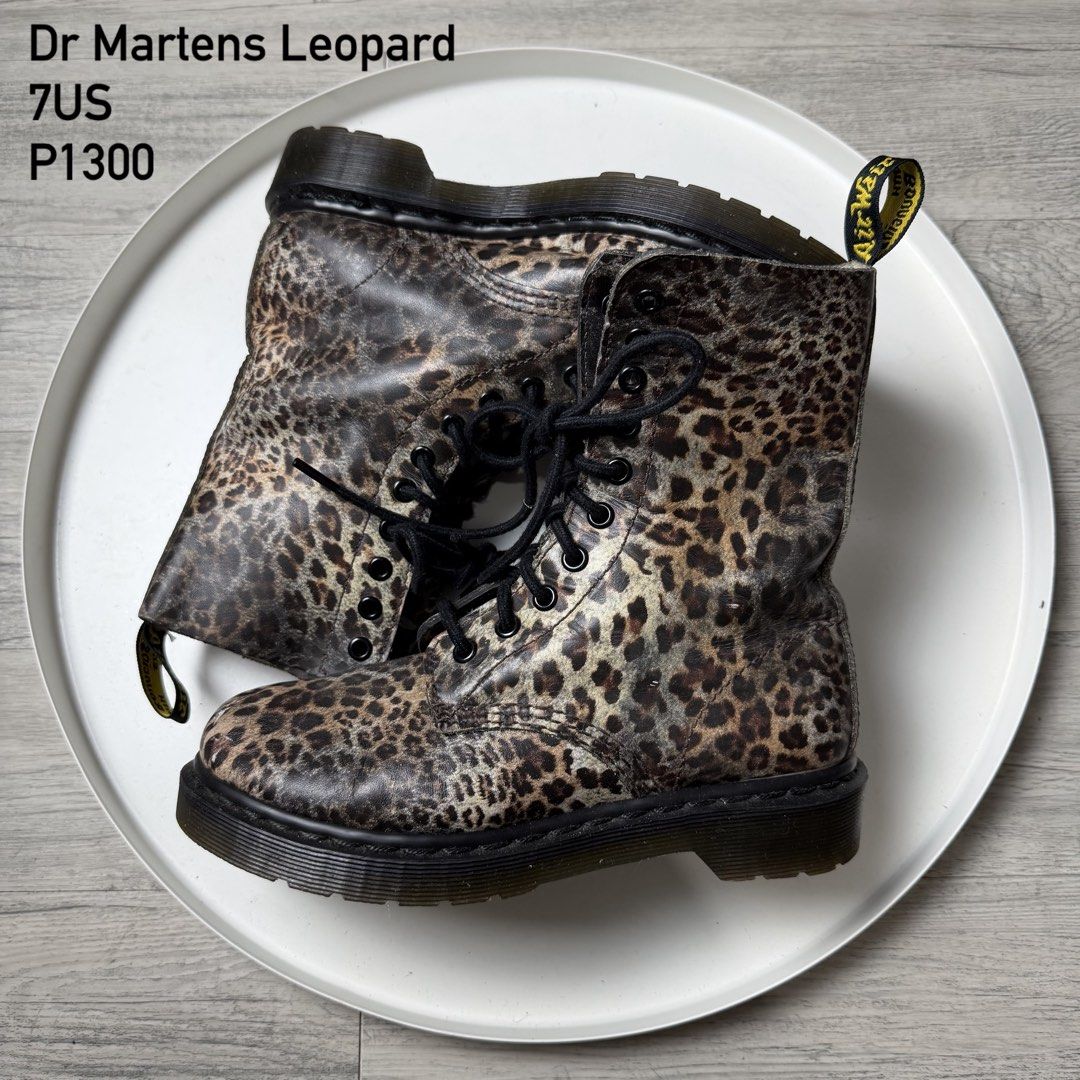 Dr Martens Leopard Boots (Category: Boots) located in Valenzuela. Submitted by wornagainstudios (Listing ID 1464821913, Image 1). Description: .