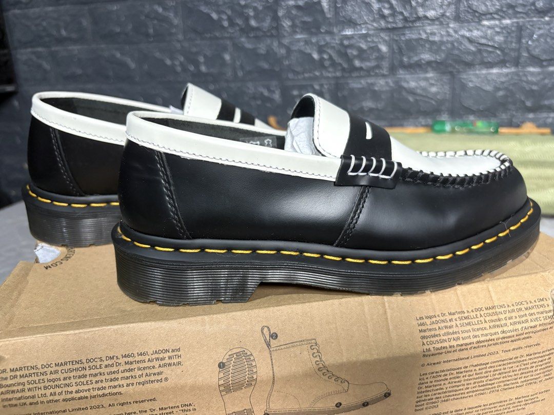 Dr. Martens PENTON BLACK+WHITE (Category: Casual Shoes) located in Manila. Submitted by crittyclutter (Listing ID 1464843970, Image 2). Description: Letting go of some of my collection since my work already transitioned to a WFH set up. This item is in perfect condition and was only used once. .