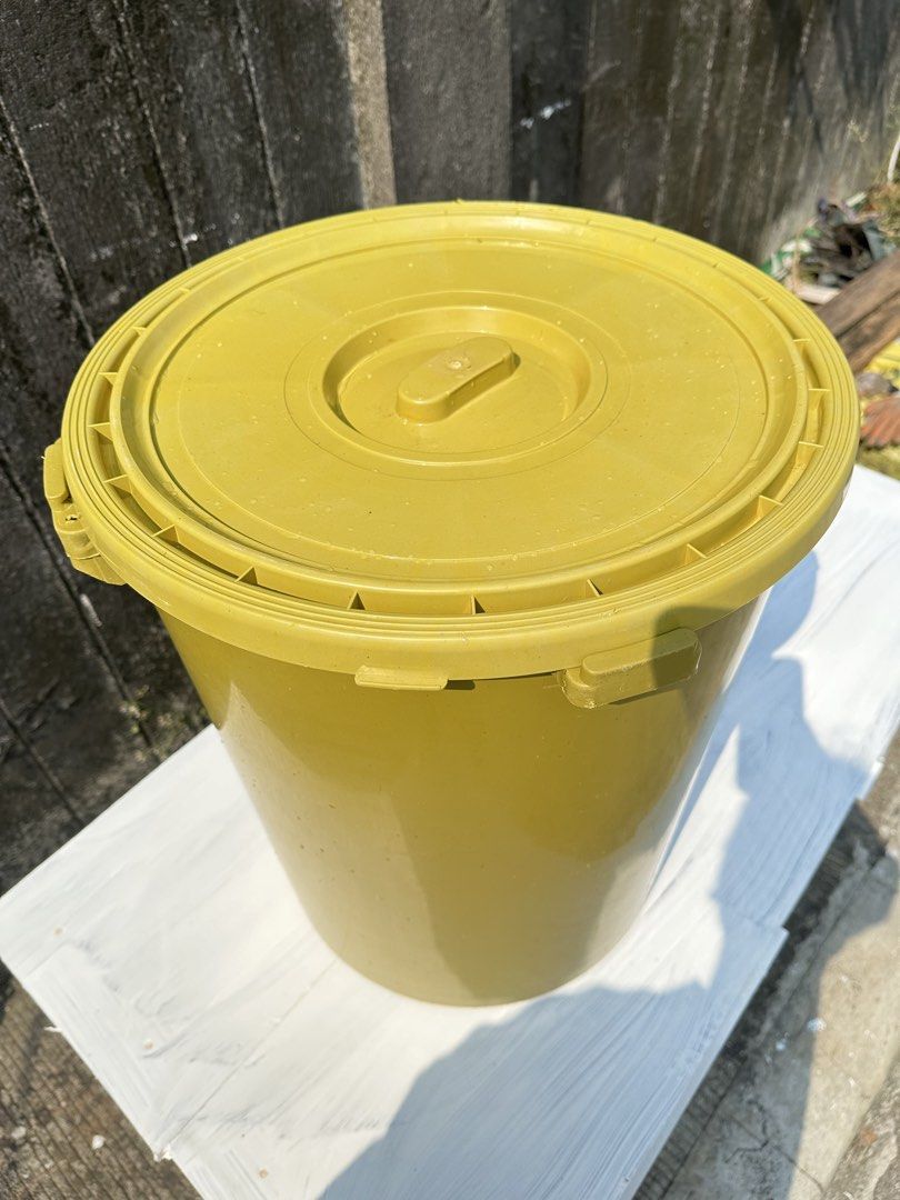 Drum malinis na (cointainer) (Category: Food Organization & Storage) located in Valenzuela. Submitted by shopwithmika (Listing ID 1464829792, Image 3). Description: .
