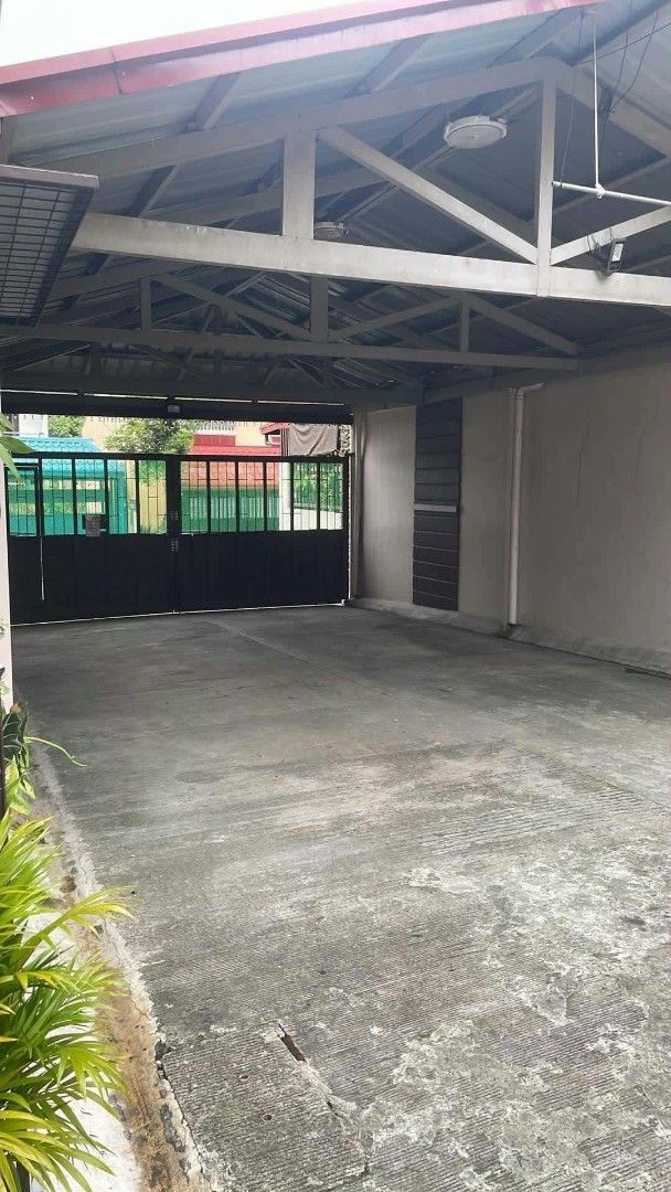 Duplex Townhouse (Category: Townhouse) located in Quezon City. Submitted by ledahm041990 (Listing ID 1464784182, Image 3). Description: Rush Sale 2 Storey Duplex Townhouse For Sale Now👉4.5m cash/bank w/ assume balance -Bank Financing ➡️64sqm 👉Balcony 👉3bedroom 👉3comfort Room 👉1 Bodega Sa First Floor 👉1 Carport Sa Side Ng Bahay(Pwede Din Magpark Sa Tapat Ng Bahay 1 car) 👉Mataas Ang Ceiling Sa Pag Akyat Ng Hagdan Pwede Pang Gawin Extra 1 Roo