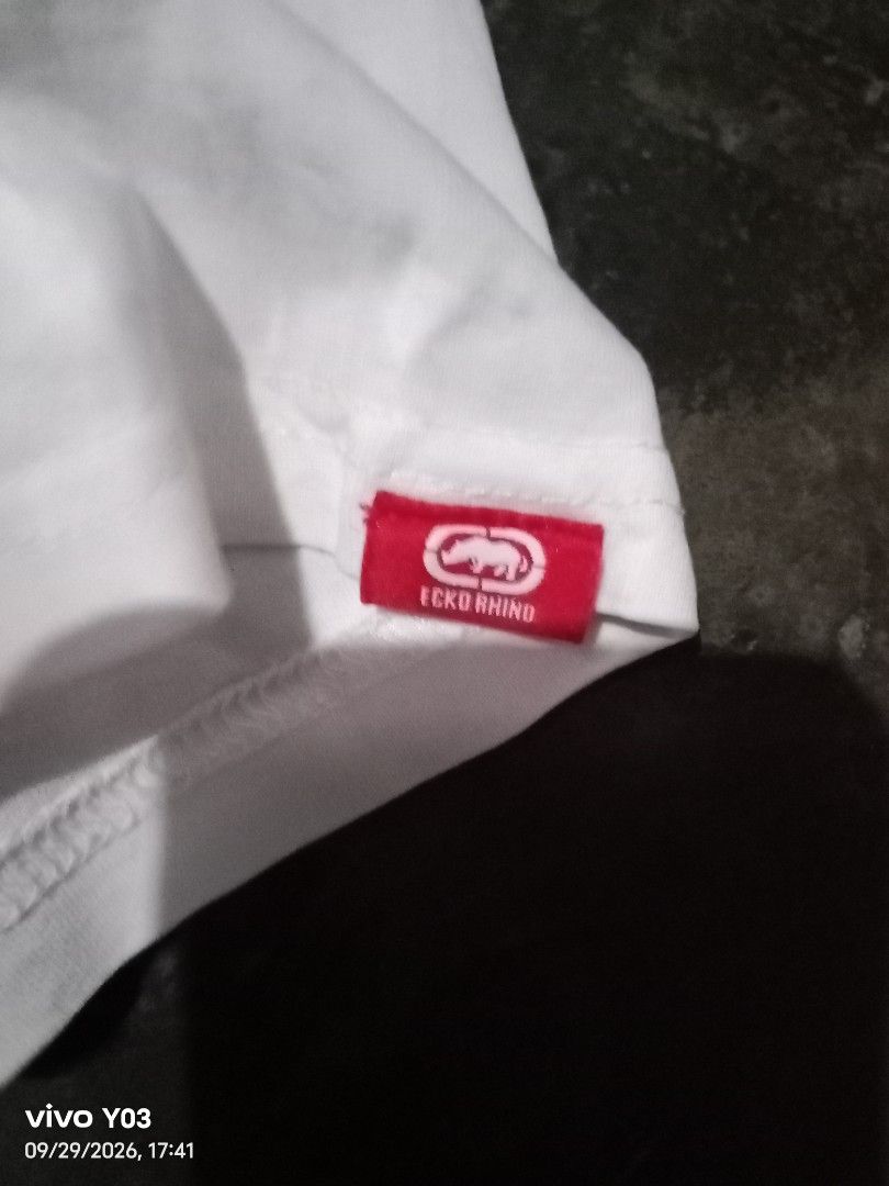 Ecko (Category: Tshirts & Polo Shirts ) located in Cabuyao City. Submitted by blake657 (Listing ID 1464867887, Image 3). Description: ecko size medium issue need wash .