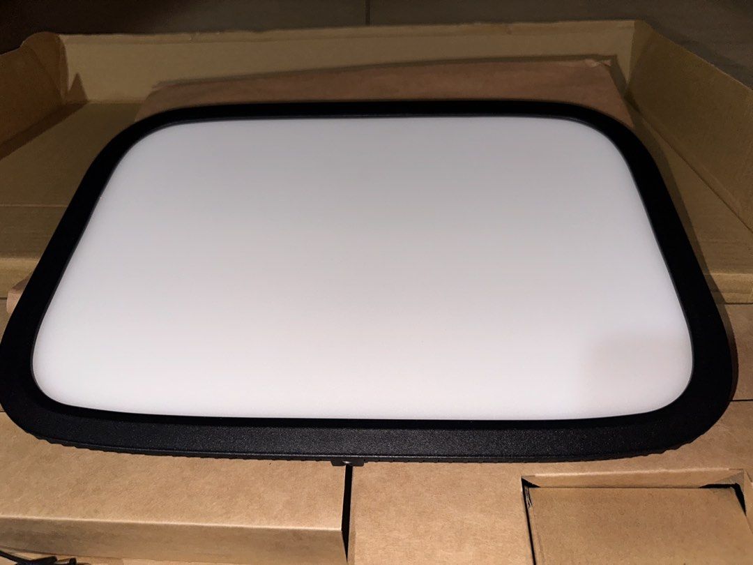 Elgato Key Light Wi-Fi Enabled Studio Light (Category: Lighting & Studio Equipment) located in Makati City. Submitted by leodasal3296940 (Listing ID 1464877197, Image 3). Description: (Almost Brand New) Elgato Key Light (Complete Set) Condition: 9.9/10 (Barely used, 100% working, no scratches) The gold standard for streaming, Zoom calls, and content creation. Soft, glare-free lighting that mounts cleanly to your desk and connects wirelessly to yo