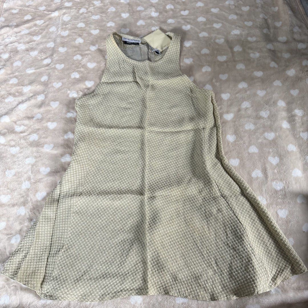 Emporio Armani (Category: Dresses) located in Manila. Submitted by shefindshope (Listing ID 1464879093, Image 1). Description: .