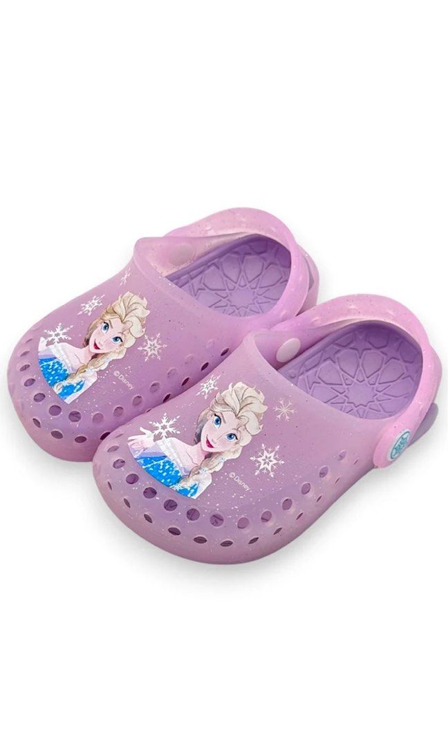 Enchanted elsa crocs (Category: Babies & Kids Fashion) located in Taytay. Submitted by murahubblueapppage (Listing ID 1464948029, Image 3). Description: Brand new Size 24 3-4 yrs old 2500 orig price Size description posted sa last photo Search po sa website nila Bebekbabyshop.com.
