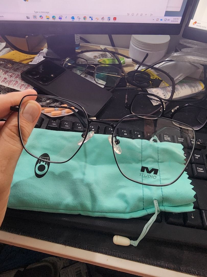 EO Executive Optical m.studio Square Frame Eyeglasses (Category: Sunglasses & Eyewear) located in Quezon City. Submitted by Mr.Skyler (Listing ID 1464953386, Image 2). Description: FOR ONLY 999 PESOS ORIGINAL SRP IS 1599. (Discounted Price na po yan) CHECK RECEIPT. BRAND NEW PO ITO REPLACEABLE LENS SELLING EO Executive Optical M.Studio Square Frame Eyeglasses For Men and Women, UNISEX COLOR: Matte Black RFS: CHANGE OF PLAN SA FRAME MEET UPS SM NO