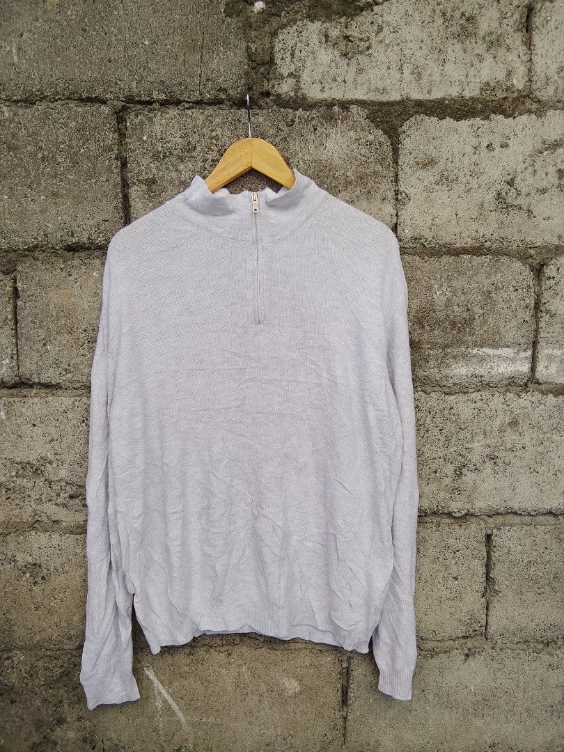 Ermenigldo zegna light knit sweater (Category: Luxury Apparel) located in Bayombong. Submitted by jeffreybee (Listing ID 1464846027, Image 1). Description: 26.5 length 23.5 width can stretch upto 28.