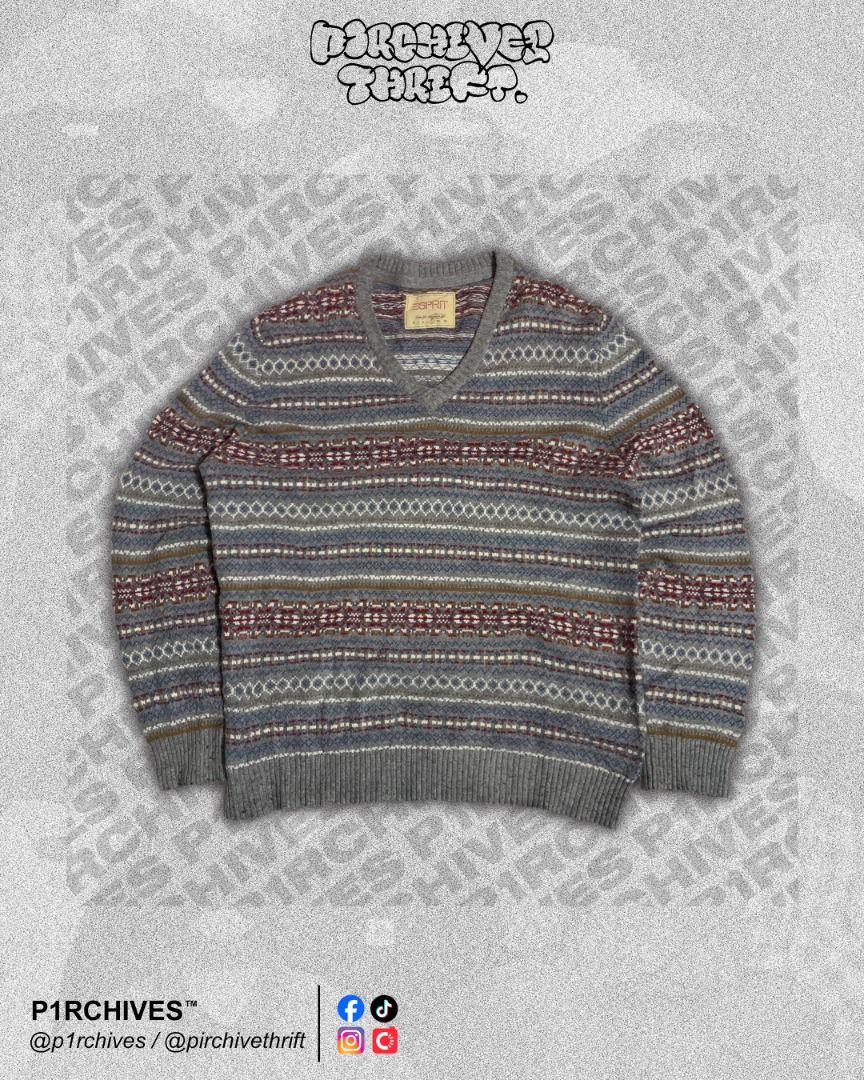 ESPRIT Knitted Sweater (COOGI Vibes) (Category: Coats, Jackets and Outerwear) located in San Juan City. Submitted by p1rchives (Listing ID 1464930361, Image 1). Description: Measurements: • W: 22" x L: 26.5" Fabric / Material: • Knit Issues: • Lints on the ribbings DM FOR PRICE & INQUIRIES. 📍 San Juan City 🚚 Meetups around San Juan City 📦 J&T Delivery 🛵 Lalamove DISCLAIMER: All items are handpicked and thrifted. Each piece may show minor sign