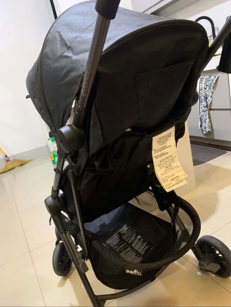 Evenflo Pivot Modular Stroller (Category: Strollers) located in Taguig. Submitted by jdeclutterist (Listing ID 1464810413, Image 2). Description: Selling our authentic Evenflo Pivot Stroller. - Negotiable - 9/10 condition, practically brand new. Used twice and mostly indoor lang. - Huge basket underneath for essentials MOP: GCash / Bank Transfer Strictly no return, no refund. Please ask questions as much as you can before buying✨.