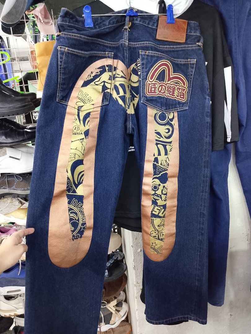 EVISU -JAPANESE PANTS ( RUSH SALE) (Category: Jeans) located in Caloocan City. Submitted by mayn_della (Listing ID 1464864457, Image 2). Description: .