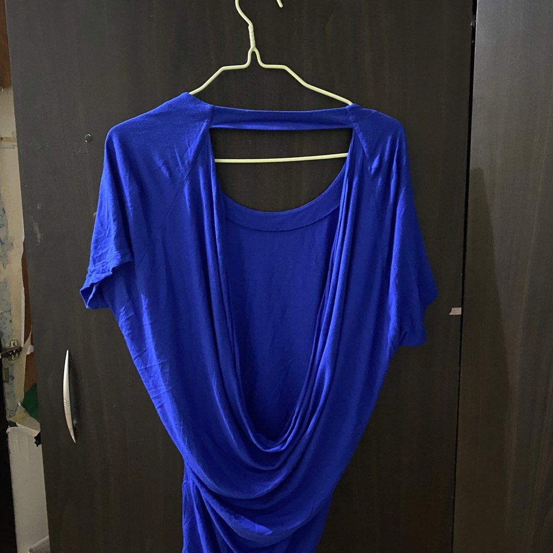 EXPRESS COBALT BLUE BACKLESS SHIRT (Category: Shirts) located in Iloilo. Submitted by dagdagbaon.ph (Listing ID 1464904058, Image 3). Description: -tagged as xs -vv good condition -can be worn in multiple ways.
