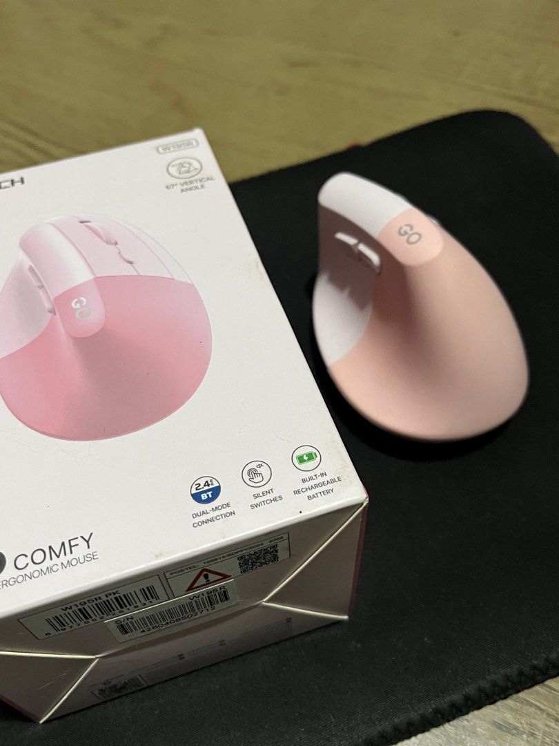 Fantech GO Comfy Vertical Ergonomic Mouse W195R Pink (Category: Mouse & Mousepads) located in Caloocan City. Submitted by dannej19 (Listing ID 1464900807, Image 3). Description: - Model: Fantech Go Comfy Ergonomic Mouse (Pink) - Condition: Like new with original retail box - Ergonomics: 57-degree vertical angle designed to reduce wrist strain - Connectivity: Dual-mode (Bluetooth and 2.4G wireless) - Features: Silent switches for quiet clicking an