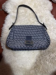 (Category: ) located in . Submitted by thriftedbaguio (Listing ID 1464870528, Image 1). Description: .