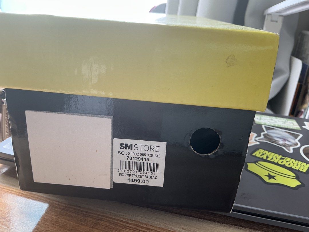 Figlia Tracey Black Heels Size 38 with Box (Category: Heels) located in Manila. Submitted by dirtymatcha05 (Listing ID 1464731233, Image 3). Description: - orig price was 1499 - Brand: Figlia Tracey - Color: Black - Size: 38 - Style: Pointed toe with kitten heel - Condition: Brand new, never worn, pristine condition - Inclusions: Original box and silica gel packet.