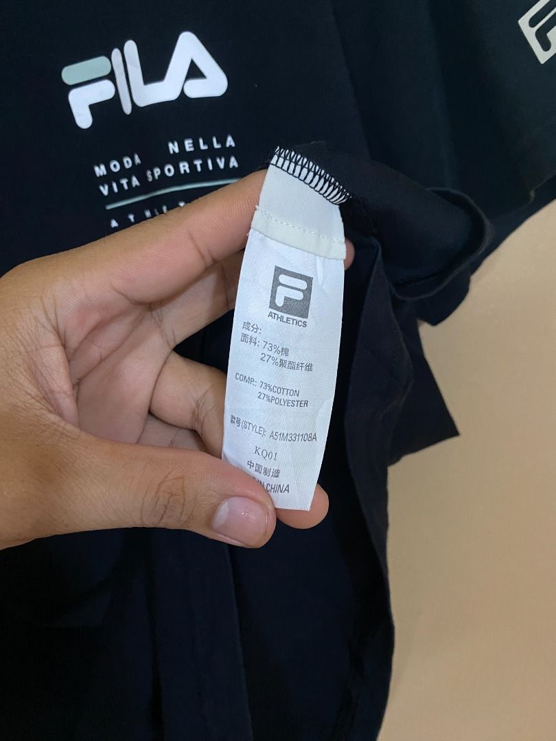 Fila Athletics Poly Cotton Black Shirt (Category: Tshirts & Polo Shirts ) located in Cadiz. Submitted by thespotcdz (Listing ID 1464784871, Image 2). Description: Fits Medium to Large 21 x 27.5 Excellent 330 + sf.