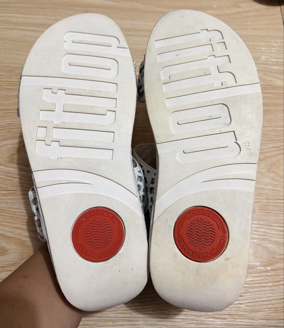 Fitflop us 8 (Category: Sandals) located in Koronadal. Submitted by bulilitfam (Listing ID 1464896968, Image 3). Description: Ukaysource Fitflop Size on tag us 8 eur 39 Insole 25cm .