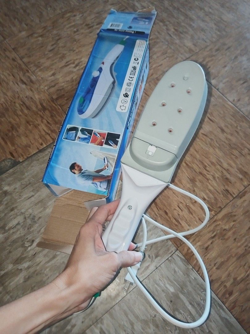FLAT IRON STEAMER (Category: Vacuum Cleaner & Housekeeping) located in Quezon City. Submitted by kuuselasy53849 (Listing ID 1464770288, Image 2). Description: flat iron steamer.