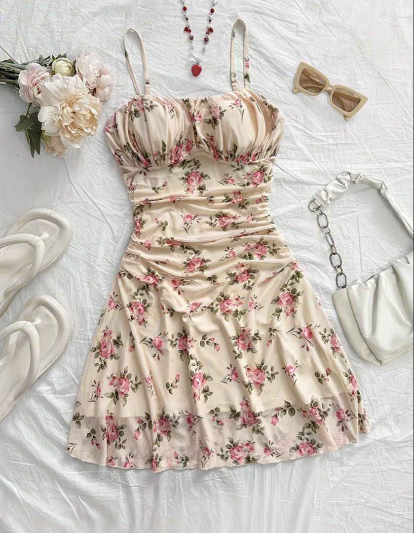 Floral Print Mini Dress (Category: Dresses) located in Manila. Submitted by signatureessentialsph (Listing ID 1464942964, Image 1). Description: Floral Print Mini Dress Size:Xsmall-Small Dm if interested 📩 Available Check out via Tiktok J&T Express Lalamove.