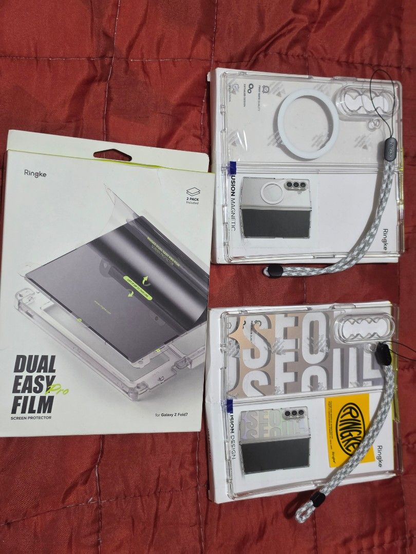 Samsung Galaxy Fold 7 case and screen protector (Category: Cases & Sleeves) located in Quezon City. Submitted by xperialumia (Listing ID 1464861898, Image 2). Description: for Samsung Galaxy fold 7.