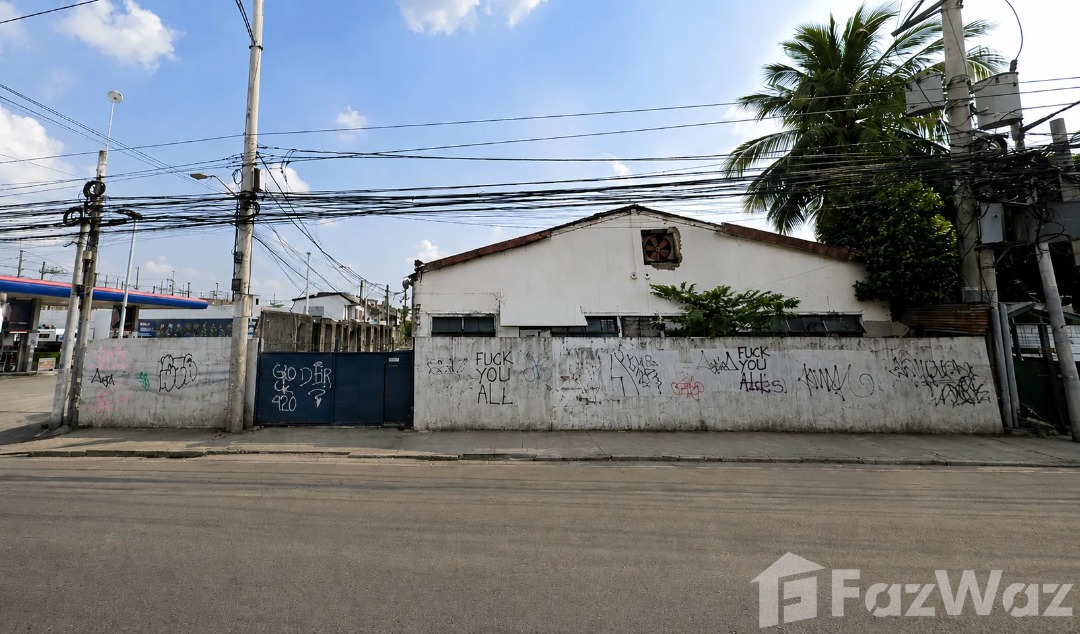 (Category: ) located in . Submitted by propertyproph (Listing ID 1464784595, Image 1). Description: .