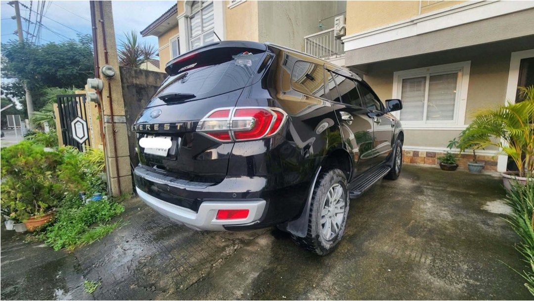 Ford Everest (Category: Used Cars) located in Manila. Submitted by elcranti (Listing ID 1464837001, Image 2). Description: Everest trend,2018 model A/T,2.2 diesil engine,58k adometer.. Never been flood.. direct message for more info po...