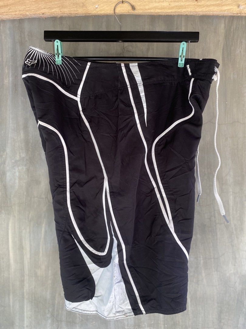 Fox board short (Category: Swim Trunks & Board Shorts) located in Tagum. Submitted by luckygem1624 (Listing ID 1464857968, Image 3). Description: Fox board short embroid design Size 36.
