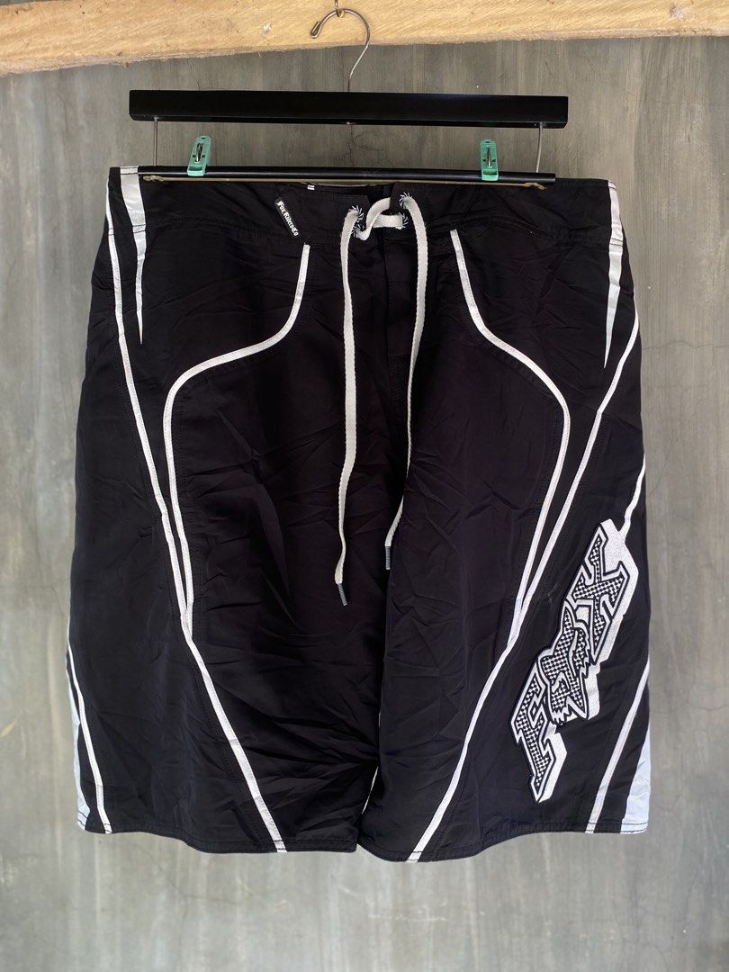 Fox board short (Category: Swim Trunks & Board Shorts) located in Tagum. Submitted by luckygem1624 (Listing ID 1464857968, Image 1). Description: Fox board short embroid design Size 36.