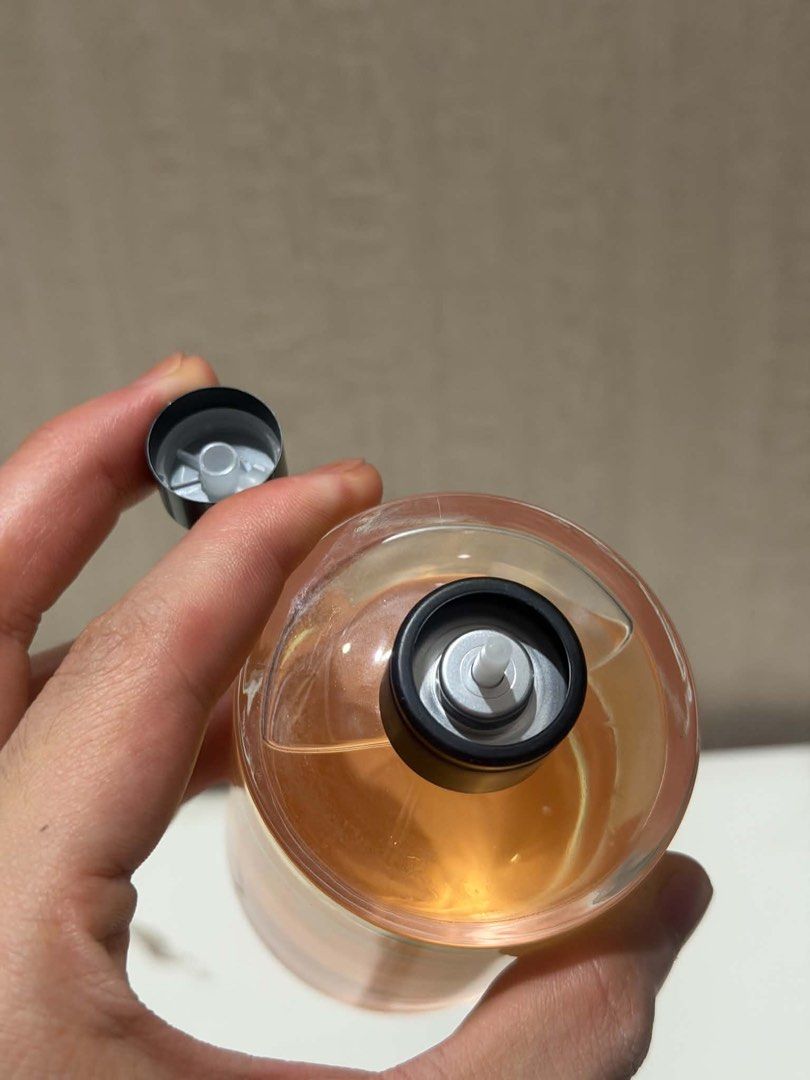 Frederic Malle Acne Studios (Category: Fragrance & Deodorants) located in Manila. Submitted by declutterfrags (Listing ID 1464807784, Image 2). Description: Few sprays missing No box.
