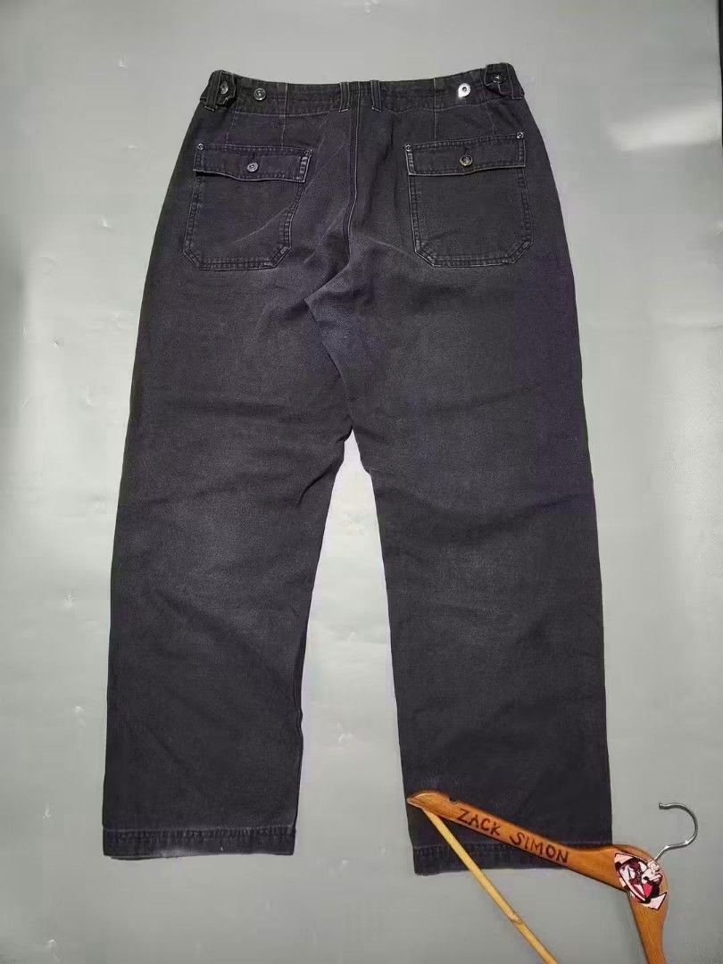 FRIZM WORKS carpenter (Category: Activewear) located in General Santos City (Dadiangas). Submitted by alzacksimo35414 (Listing ID 1464858859, Image 2). Description: 750 +sf PHOTO MAY VARY DUE TO LIGHTING 🥰 Brand: FRIZMWORKS double knee ✅️actual dimention 32-34 × 40 ✅️leg opening 13 / hem 9 ✅️verygood - exc. condition ✅️9.5 colorate ✅no issue DISCLAIMER: Please note that I ZACK SIMON is not affiliated with or endorsed by any brand. Any brand name