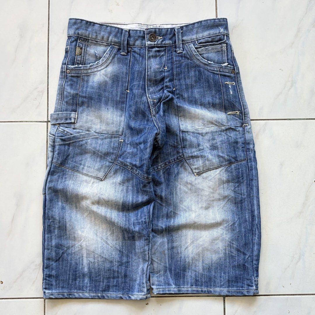 FSBN Denim Jorts Multi Pocket Cargo Shorts (Category: Shorts) located in Manila. Submitted by sh1nryujin (Listing ID 1464824853, Image 2). Description: .