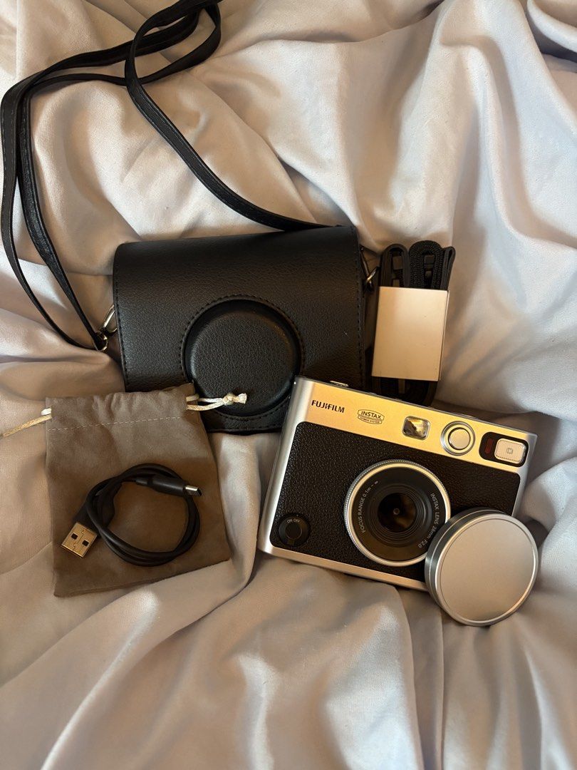 Fujifilm Instax Camera (Category: Cameras) located in Las Pinas. Submitted by s_toruuu (Listing ID 1464897743, Image 1). Description: Fujifilm Instax Camera 💰 Original Price: ₱15,000 💰 Selling Price: ₱10,000 Condition: •Like new / Barely used •No issues, 100% working •Well-maintained Includes: •Camera •Original case •Camera strap •USB charging cable •Lens cap •Original accessories Features: •Fujifilm Instax instant camera •High-quality photos •