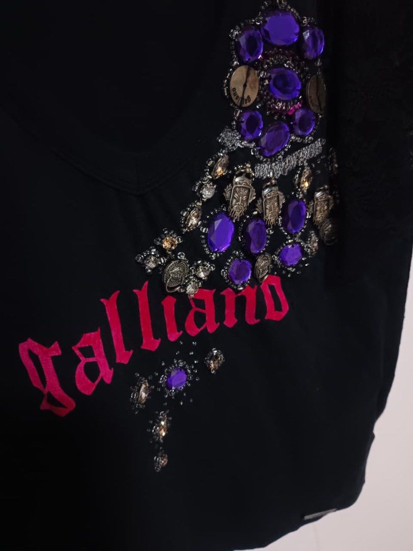 GALLIANO (Category: Shirts) located in Dasmarinas. Submitted by jessputrages (Listing ID 1464932504, Image 3). Description: For sale Galliano Excellent condition No issue 1000 plus shipping fee Pm for more details.
