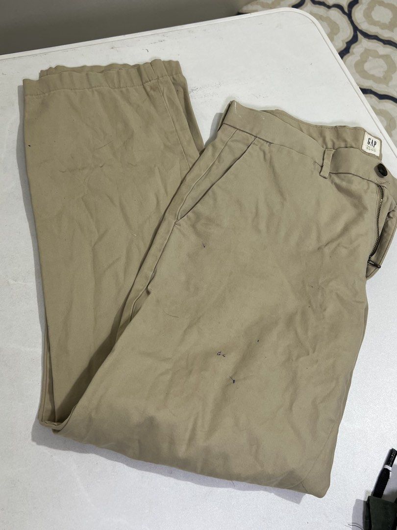 Gap Tan Straight Chino Pants 30x30 (Category: Chinos) located in Manila. Submitted by sennisen (Listing ID 1464922070, Image 1). Description: .