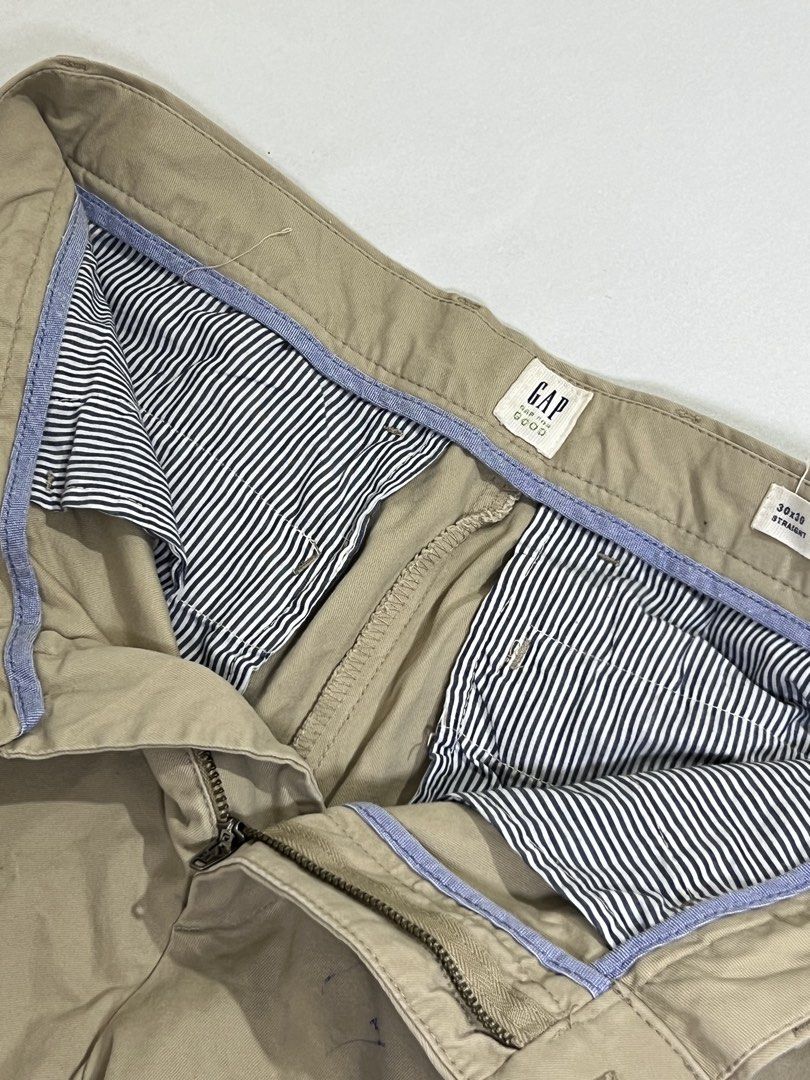 Gap Tan Straight Chino Pants 30x30 (Category: Chinos) located in Manila. Submitted by sennisen (Listing ID 1464922070, Image 3). Description: .