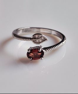 (Category: ) located in . Submitted by jewellerygemstonelovers (Listing ID 1464868815, Image 1). Description: .