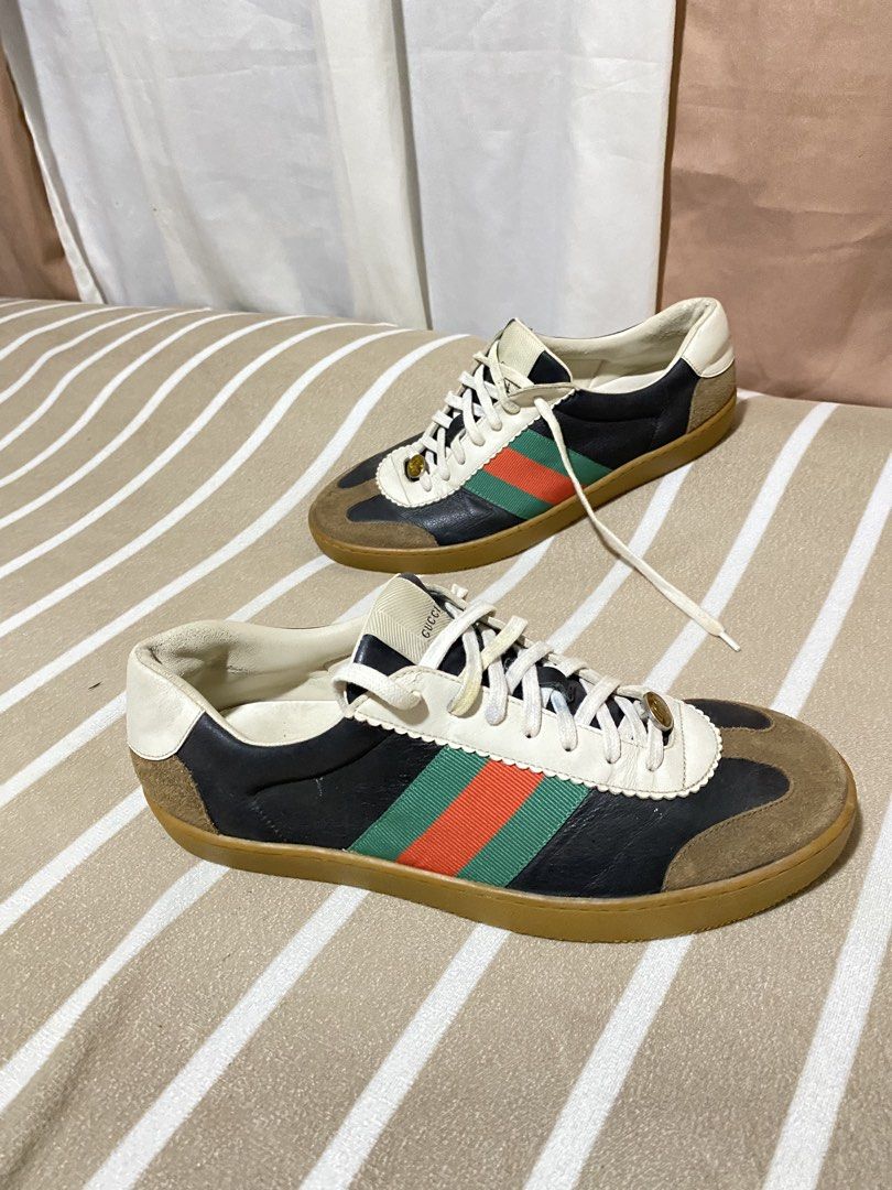 Gats /Gucci low top (Category: Sneakers) located in Barobo. Submitted by sonogonggr22560 (Listing ID 1464782598, Image 1). Description: Issue: need wash shoe lace / heel drag .
