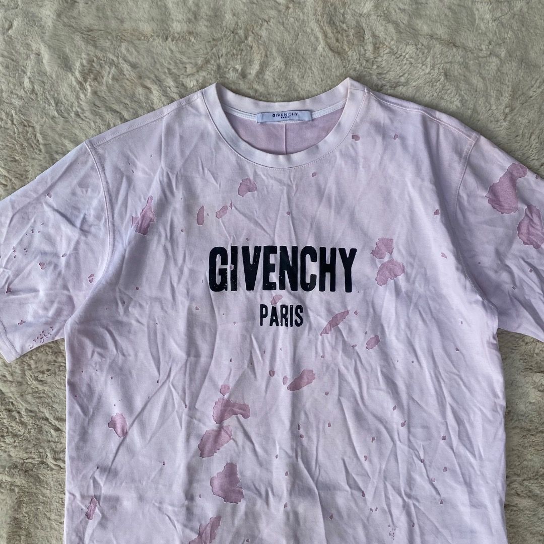 GIVENCHY - DISTRESSED SHIRT (Category: Luxury Apparel) located in Bacolod City. Submitted by mic_moneyyyyy (Listing ID 1464895042, Image 2). Description: GIVENCHY - DISTRESSED SHIRT Size : Tagged as Medium Width : 22 Length : 28 Condition : Excellent No issue need wash .