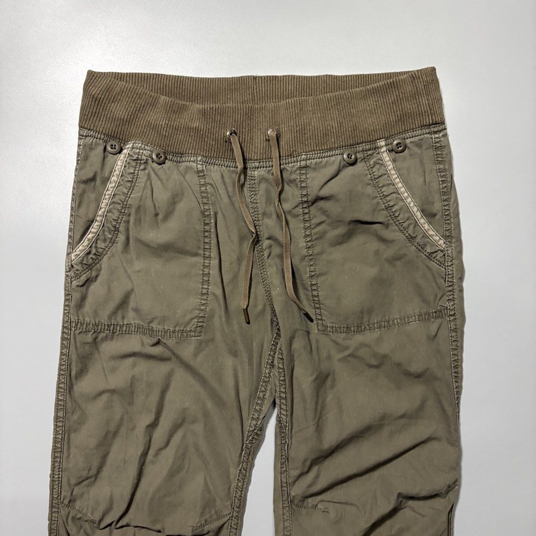 G.O.A 2000s Military Cargo Pants (Category: Other Bottoms) located in Quezon City. Submitted by tayabaskartell (Listing ID 1464904948, Image 2). Description: G.O.A 2000s Military Cargo Pants 2000s Japanese archive cargo pants with rib waist and leather trim by G.O.A. Originating from the defunct Japanese label G.O.A produced under WAVE International, these trousers exemplify the mid-2000s Japanese military and grunge revival. The brand gained a s