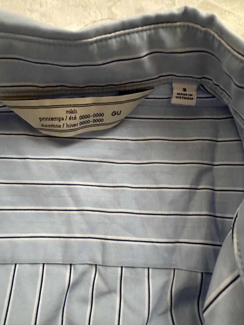 GU Blue Stripes Polo (Category: Tshirts & Polo Shirts ) located in Manila. Submitted by ilovemikunakano (Listing ID 1464885061, Image 2). Description: - Never used, only tried on - GU Japan Size S.