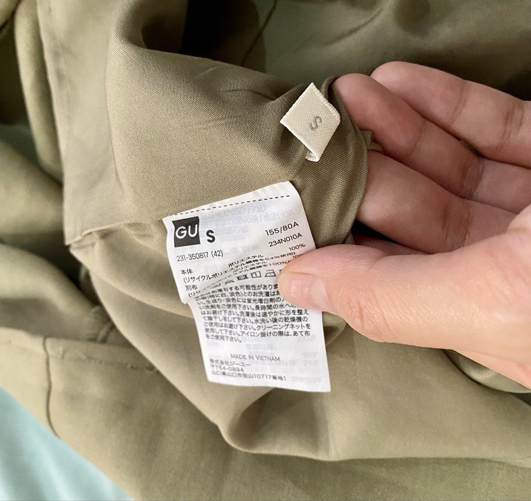 GU Green Spaghetti Strap Midi Dress Size S (Category: Dresses) located in Quezon City. Submitted by buysome.getsome (Listing ID 1464821142, Image 3). Description: - Brand: GU - Color: Khaki green - Size: S (fits 155/80A) - Length: Midi.